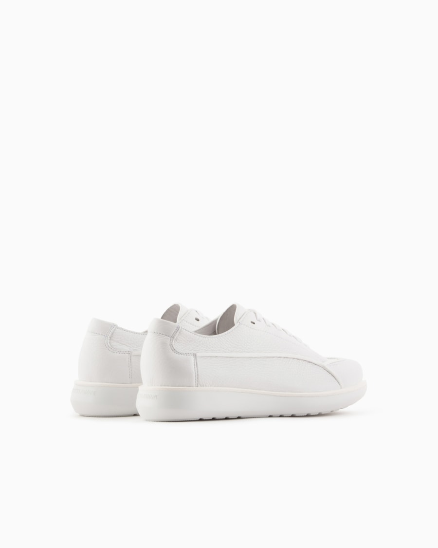 The world of armani SNEAKERS IN CERVO Offerte