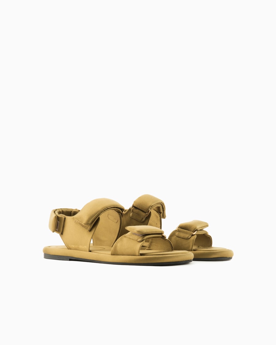 The world of armani SANDALI FLAT IN RASO IMBOTTITI Offerta temporanea