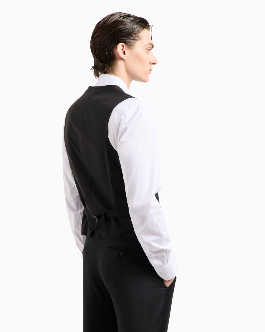 The world of armani GILET MONOPETTO IN LANA VERGINE Fino al 60% di sconto