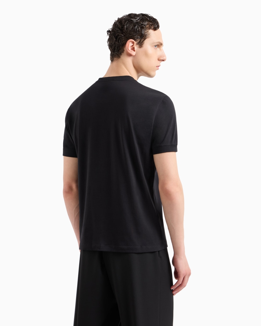 The world of armani T-SHIRT GIROCOLLO BORGONUOVO 11 IN JERSEY DI COTONE PIMA Offerte esclusive