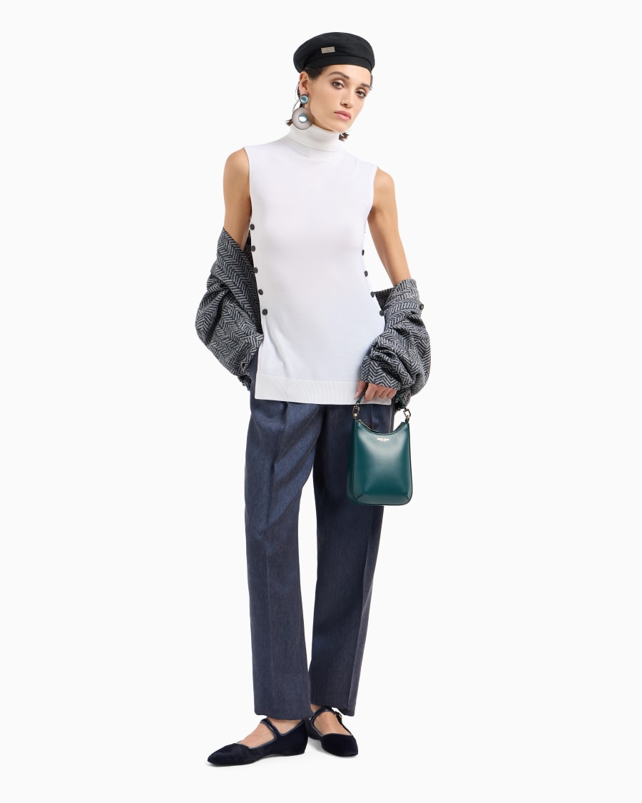 The world of armani TOP CON COLLO A LUPETTO IN LANA VERGINE Comprane uno, ottenene uno gratis