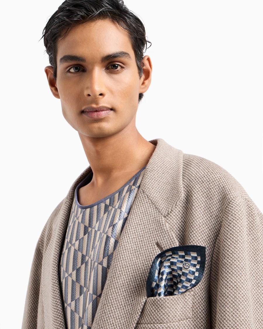 The world of armani POCHETTE DA TASCHINO IN SETA SEERSUCKER STAMPATA Esporta salva