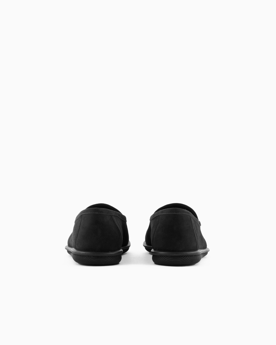 The world of armani MOCASSINI IN SUEDE CON LOGO RICAMATO Offerta