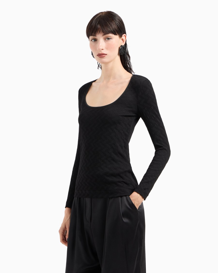 The world of armani MAGLIA GIROCOLLO IN JERSEY DI VISCOSA E CASHMERE JACQUARD ASV Saldi