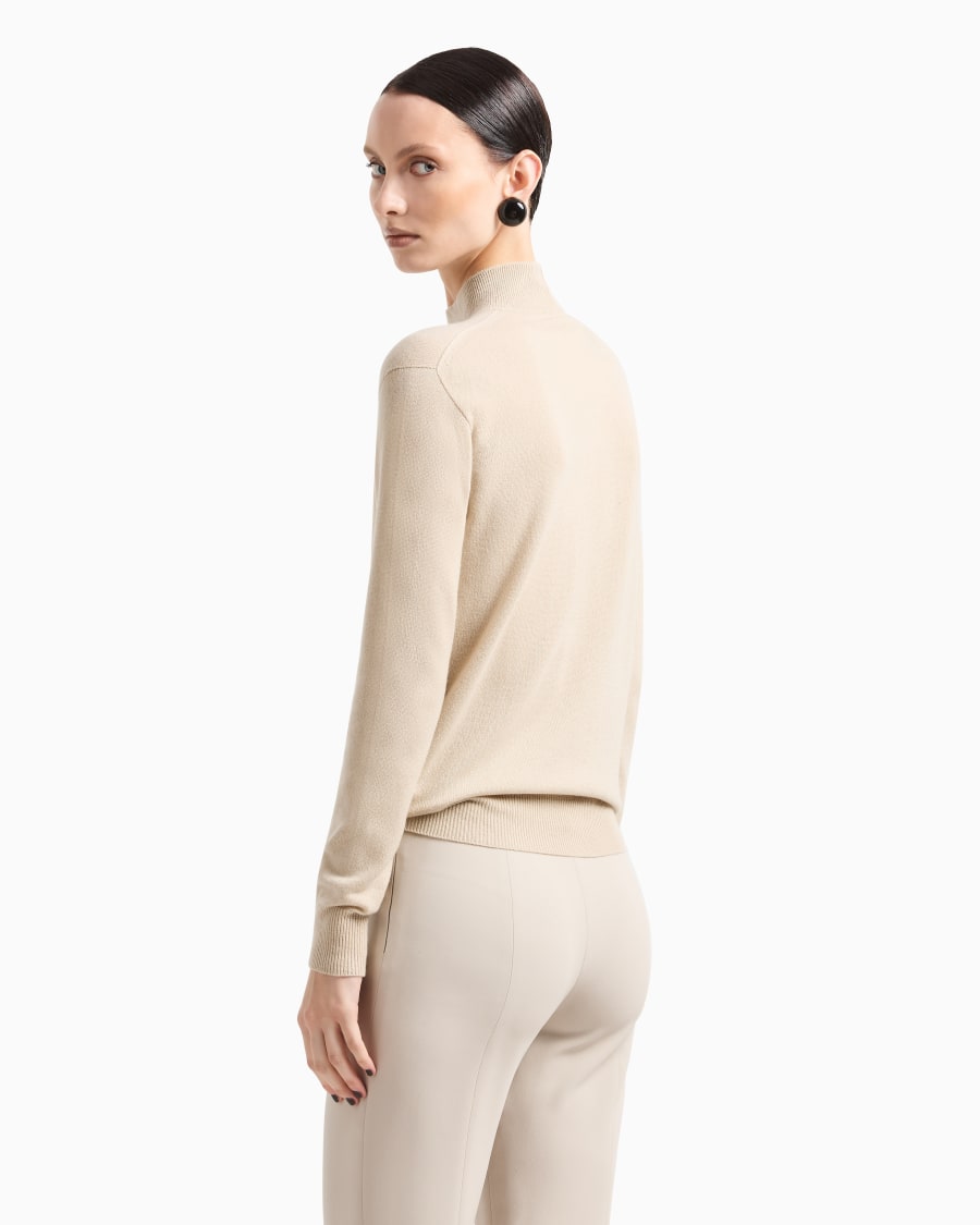 The world of armani MAGLIA CON COLLO A LUPETTO IN CASHMERE Offerta migliore