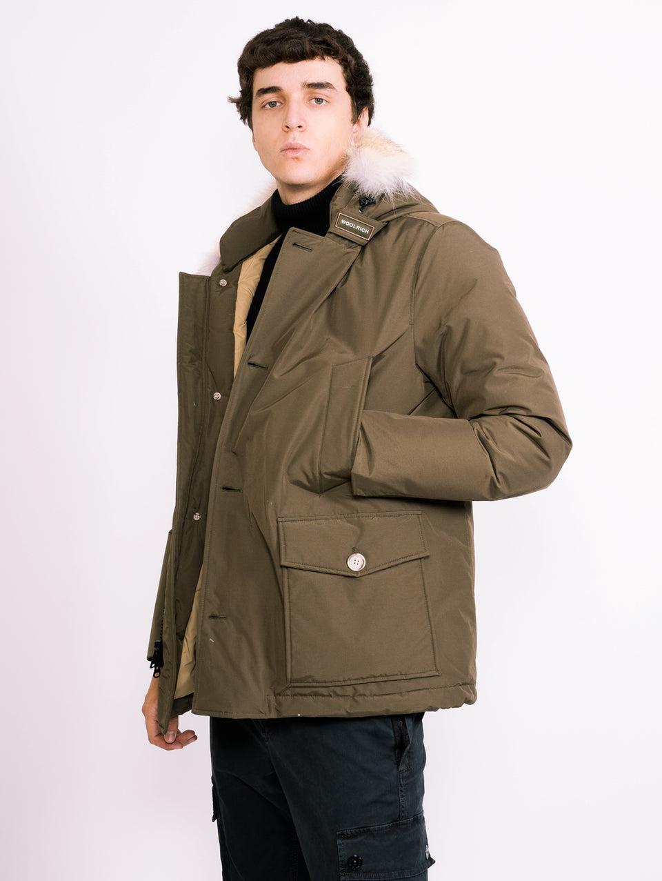 WOOLRICH Giaccone Anorak in Ramar Verde Fino Al -60%