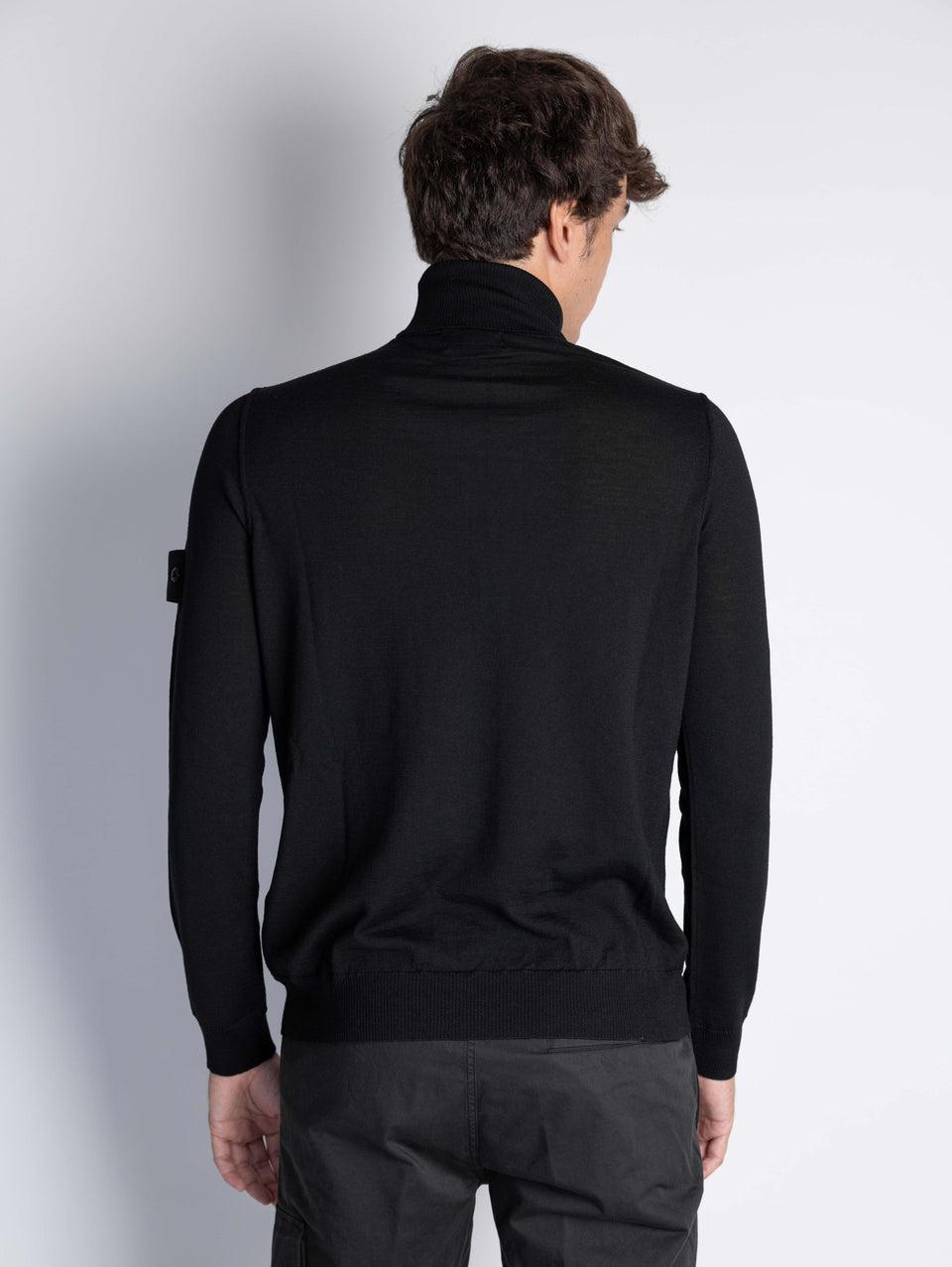 STONE ISLAND Maglia Collo Alto Ghost in Lana Nero In Saldo