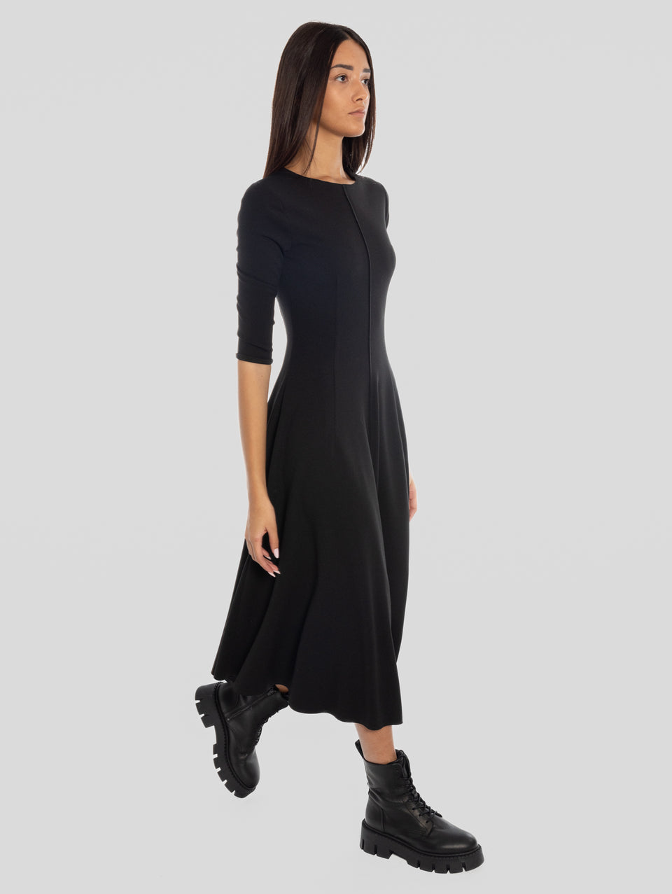 MAISON SECRÈTE Abito Midi con Gonna Svasata Nero Online