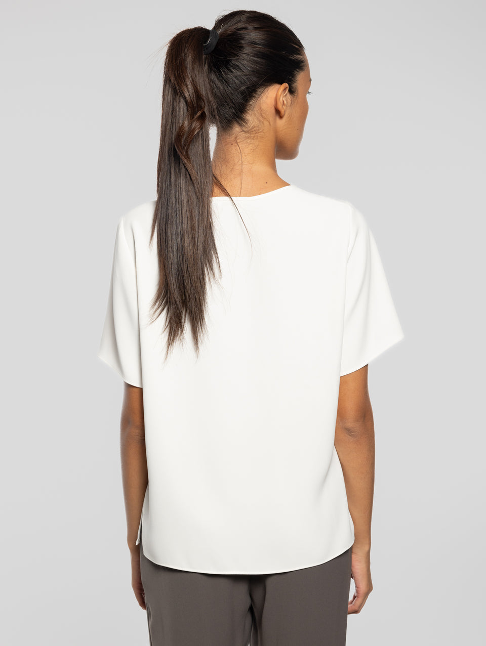 P.A.R.O.S.H. Blusa Girocollo con Maniche Corte Panna 2025
