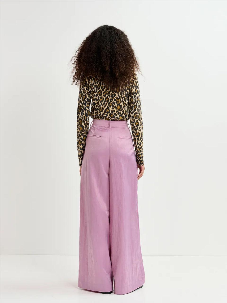ESSENTIEL ANTWERP Cardigan Animalier con Bottoni Gioiello Nero Negozio