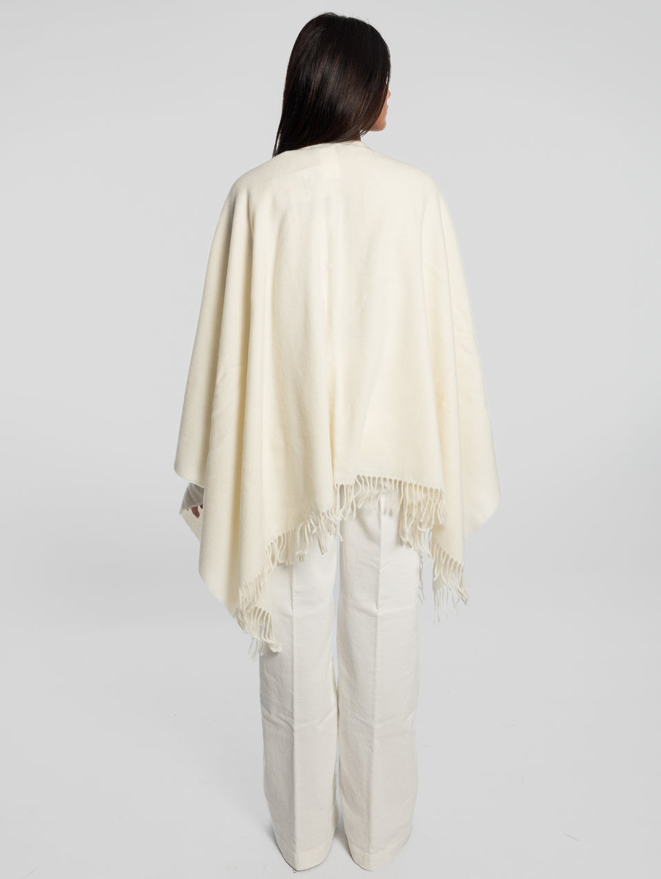 MAX MARA LEISURE Poncho in Lana con Frange Bianco Offerta migliore