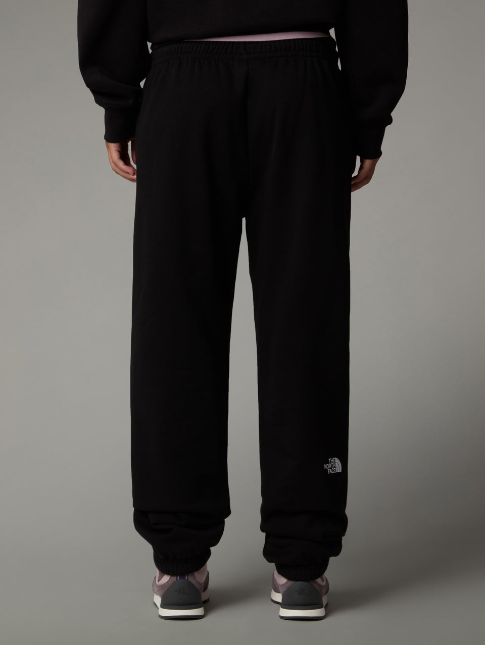 THE NORTH FACE Pantaloni Joggers Essential Nero Lightning offer