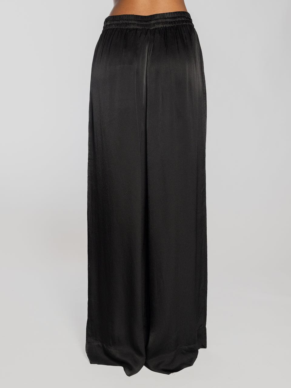 ESSENTIEL ANTWERP Pantaloni Ampi in Seersucker Nero Offerte giornaliere