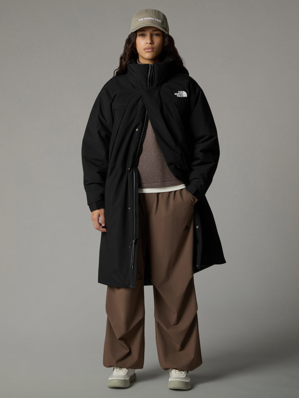 THE NORTH FACE Parka Lungo Imbottito con Cappuccio Nero Ultimi tre giorni