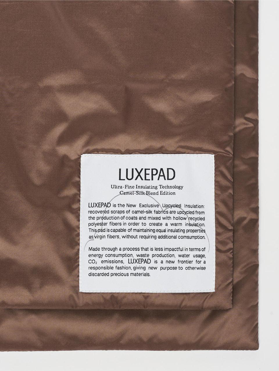 MAX MARA LEISURE Stola in Nylon con Imbottitura Luxepad Nocciola Qualità
