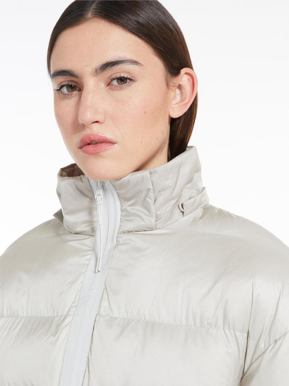 MAX MARA LEISURE Piumino in Tela di Nylon con Imbottitura in Luxepad Ghiaccio Prezzo di fabbrica