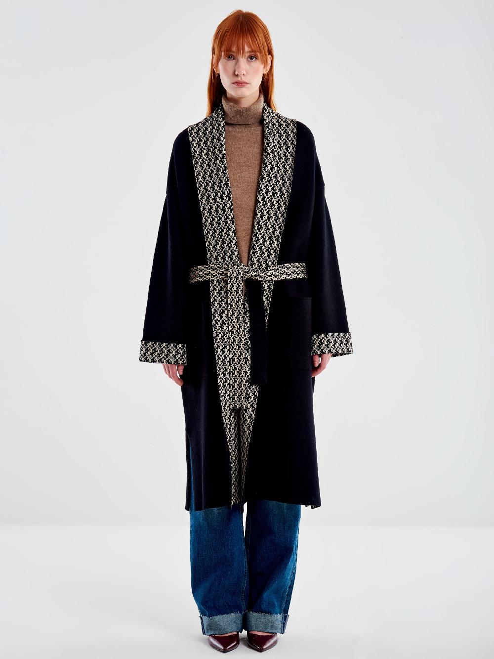 Vicolo Cappotto in Maglia Nero In Vendita