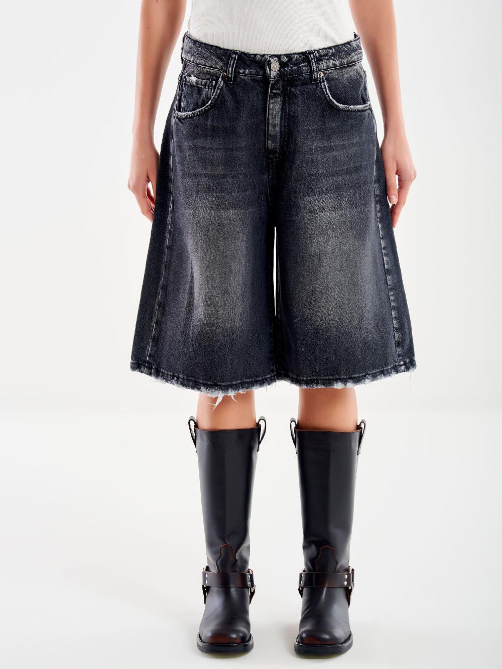 Vicolo Jeans Bermuda Nero Rotture Nero Pezzi Unici