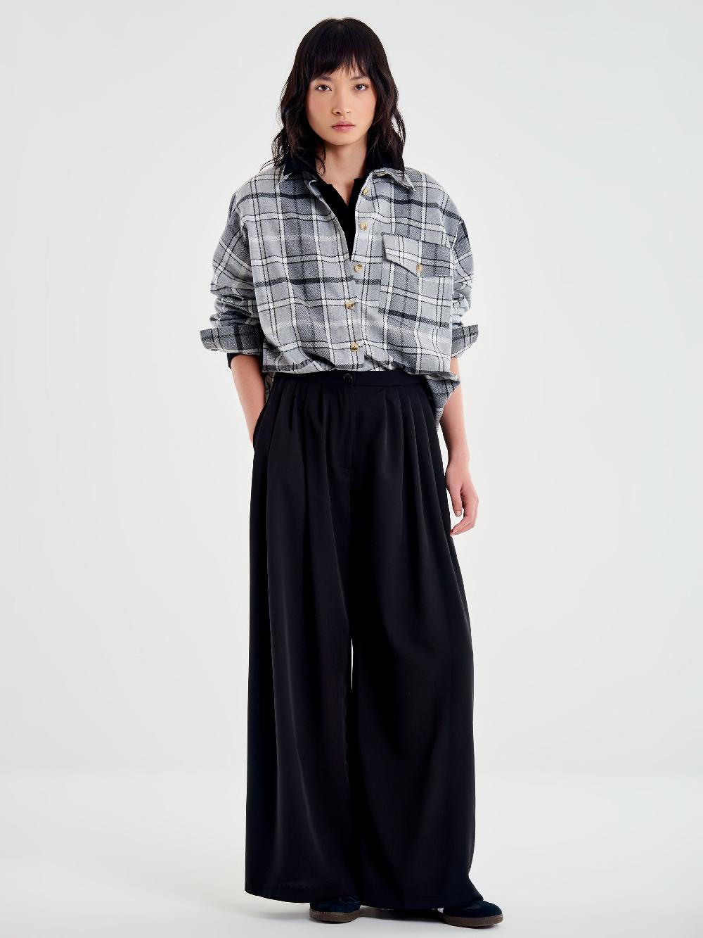 Vicolo Pantalone Ampio con Pinces Nero Offerta