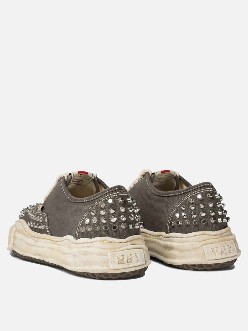 Vietti Maison Mihara Yasuhiro Sneaker con borchie "Baker" Offerta