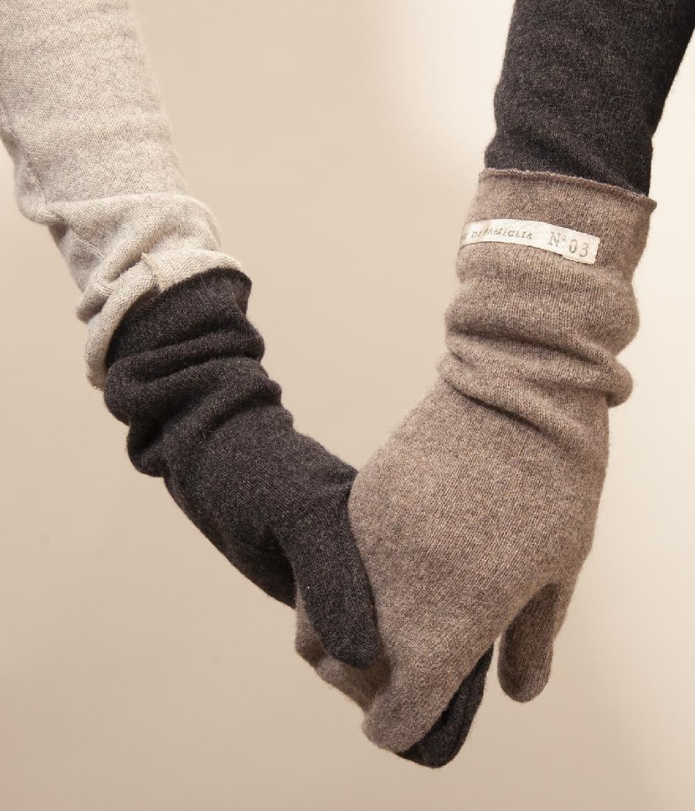 Album Di Famiglia art. 16W#9314 GLOVES WS Acquista Ora