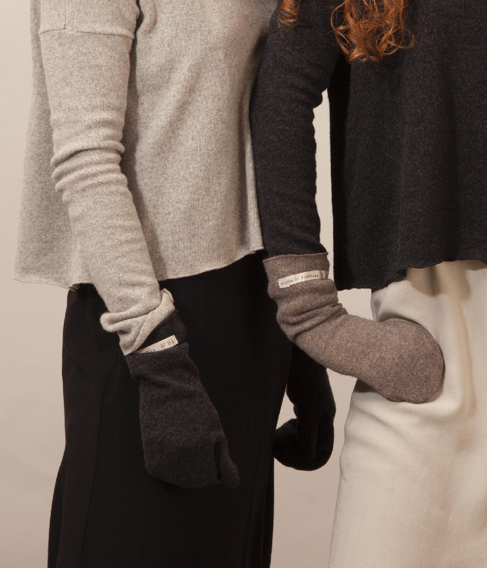 Album Di Famiglia art. 16W#9314 GLOVES WS Acquista Ora
